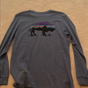 mens small blue patagonia long sleeve shirt